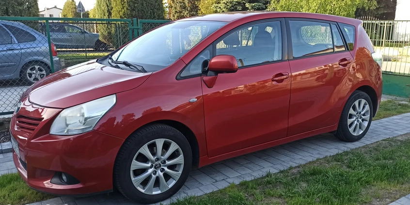 Toyota Verso cena 30500 przebieg: 269151, rok produkcji 2012 z Dolsk małe 121